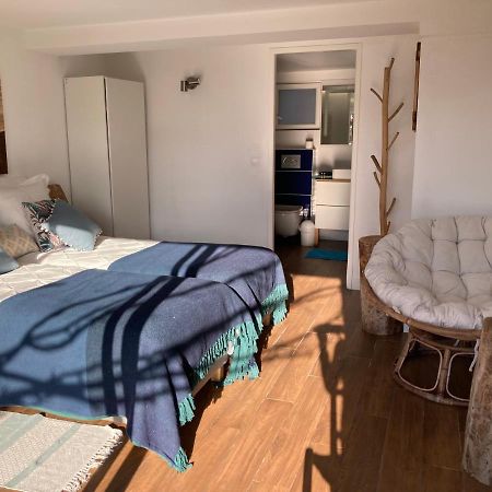 Bed,Kitchen And Swimming Pool Villa Esterel Saint-Raphaël Buitenkant foto
